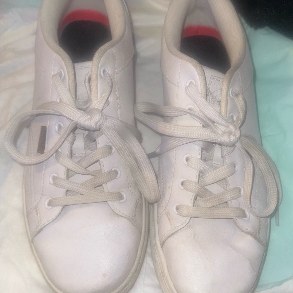 Men’s Levi shoes size 9.5